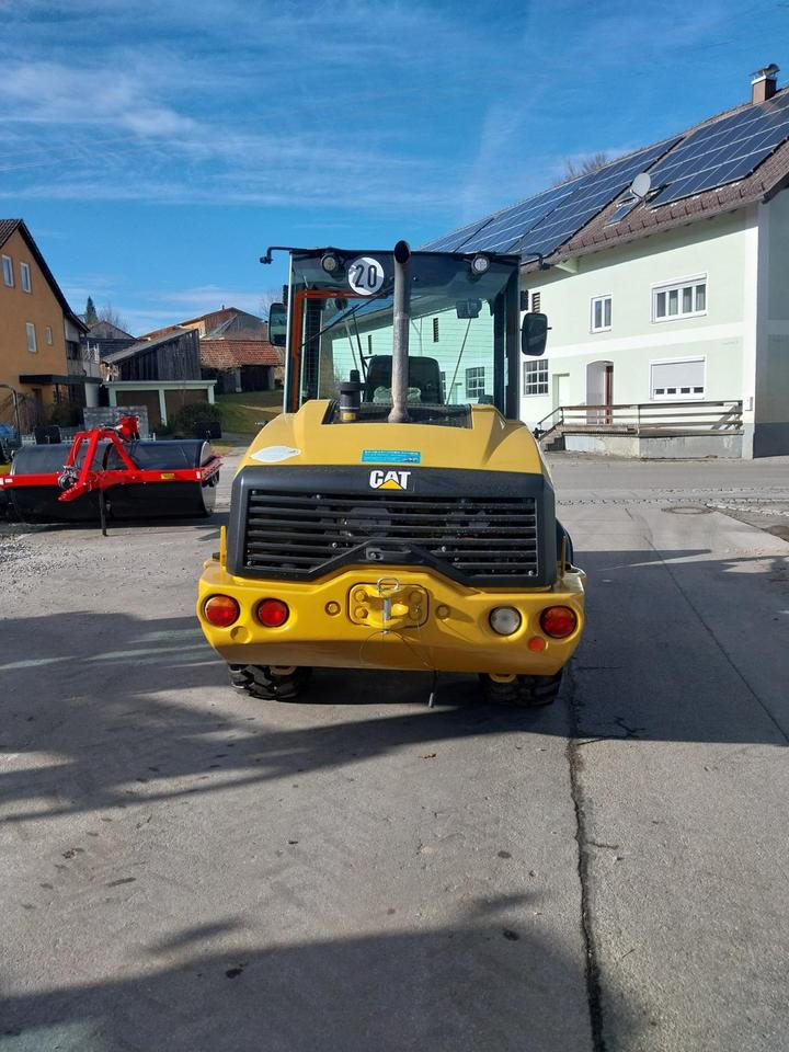 Radlader Cat 906M 908 907 Hoflader Lader Schaufellader - Wheel loader: picture 4 Radlader Cat 906M 908 907 Hoflader Lader Schaufellader - Wheel loader: picture 4