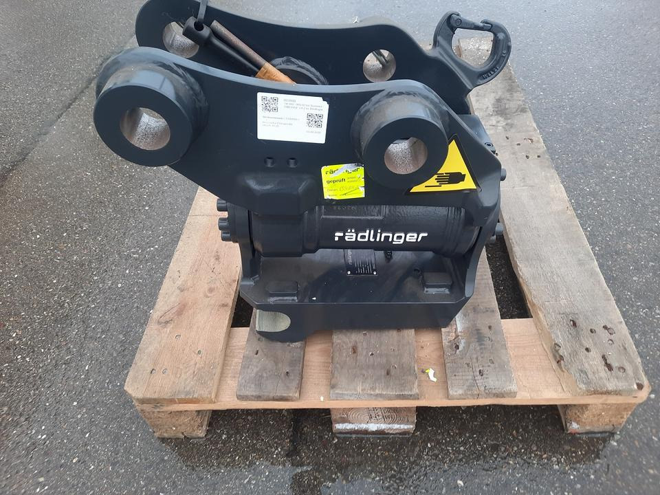 Rädlinger Tilt 3,5 -5 to Powertilt Minibagger Schwenkmotor Yanmar - Tiltrotator for Mini excavator: picture 1 Rädlinger Tilt 3,5 -5 to Powertilt Minibagger Schwenkmotor Yanmar - Tiltrotator for Mini excavator: picture 1