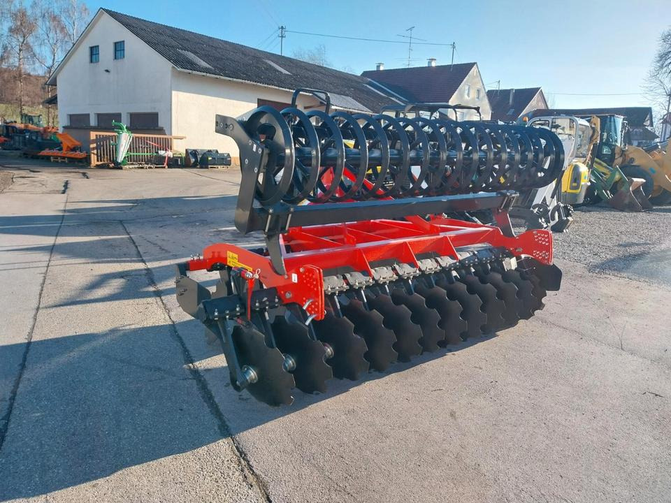Scheibenegge 3m Scheibengrubber Kurzscheibenegge Grubber - Disc harrow: picture 5 Scheibenegge 3m Scheibengrubber Kurzscheibenegge Grubber - Disc harrow: picture 5