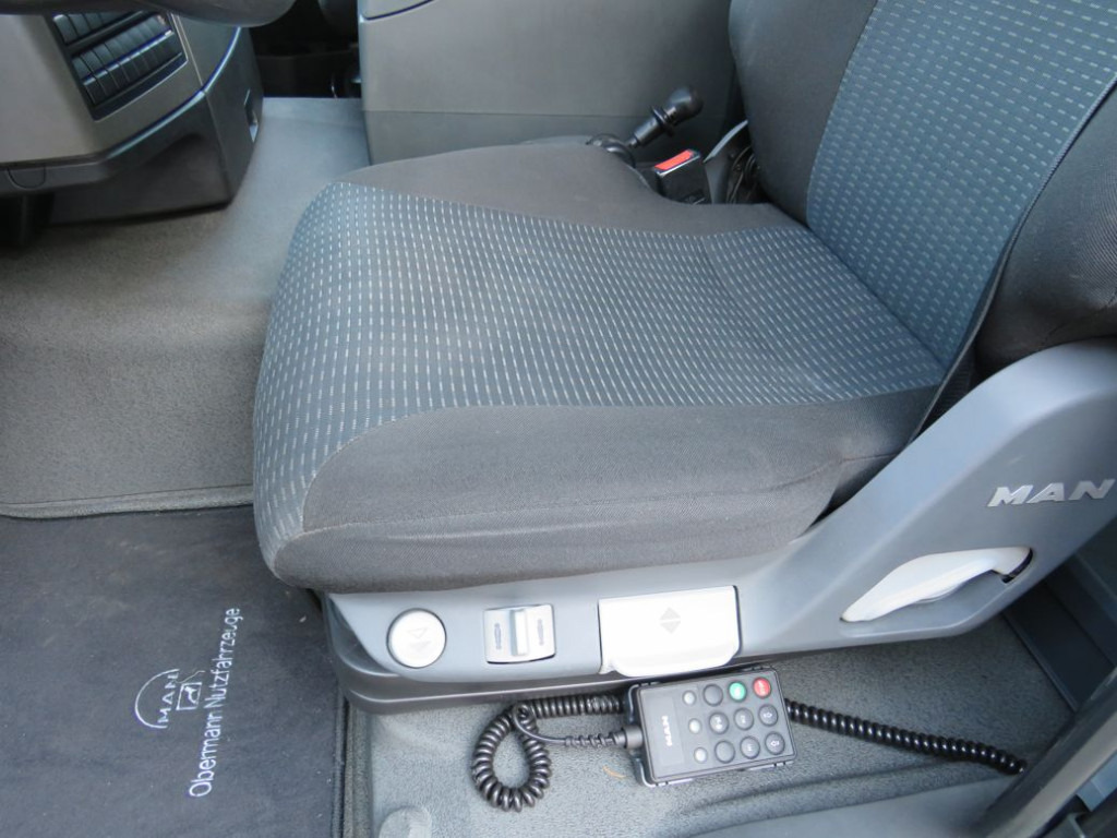 Dropside/ Flatbed truck, Crane truck MAN TG-S 26.400 6x2-2 BL Pritsche Heckkran Atlas 165.2: picture 12 Dropside/ Flatbed truck, Crane truck MAN TG-S 26.400 6x2-2 BL Pritsche Heckkran Atlas 165.2: picture 12