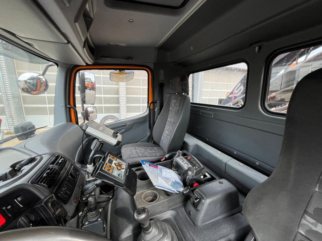 MERCEDES-BENZ Atego 1624 AK 4x4 2-Achs Allradkipper Kran Winterdienst - Tipper, Crane truck: picture 3 MERCEDES-BENZ Atego 1624 AK 4x4 2-Achs Allradkipper Kran Winterdienst - Tipper, Crane truck: picture 3