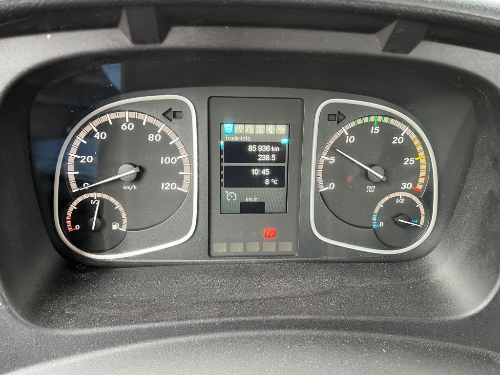 Tipper van MERCEDES-BENZ Atego 818 K 2-Achs Kipper Schalter: picture 7