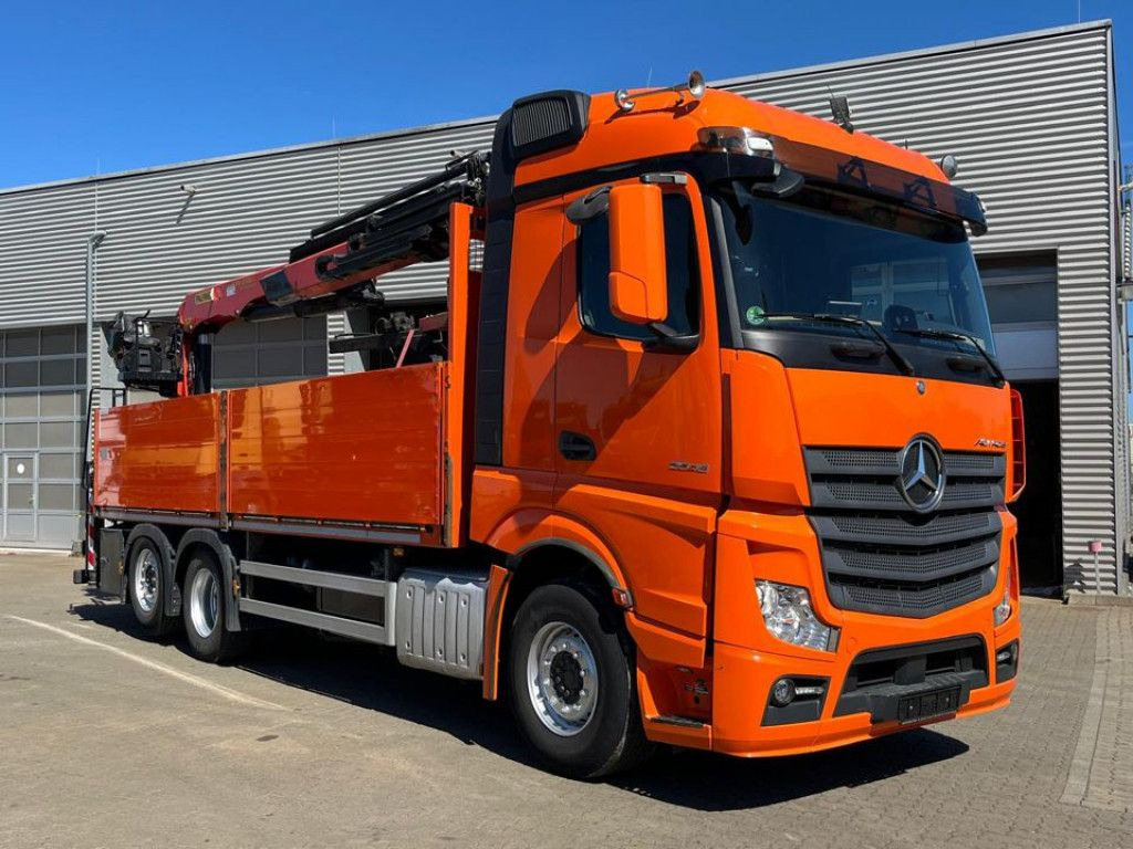 Mercedes-Benz Actros 2648 L 6x2 Pritsche Heckkran 3xhydr.Aussc - Crane truck: picture 2 Mercedes-Benz Actros 2648 L 6x2 Pritsche Heckkran 3xhydr.Aussc - Crane truck: picture 2