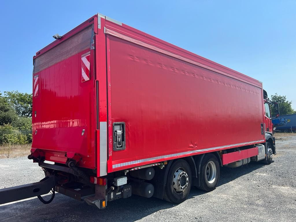 Mercedes-Benz Antos 2540 L 6x2 Pritsche LBW Getränke 8,2m, 2to - Curtainsider truck: picture 4 Mercedes-Benz Antos 2540 L 6x2 Pritsche LBW Getränke 8,2m, 2to - Curtainsider truck: picture 4