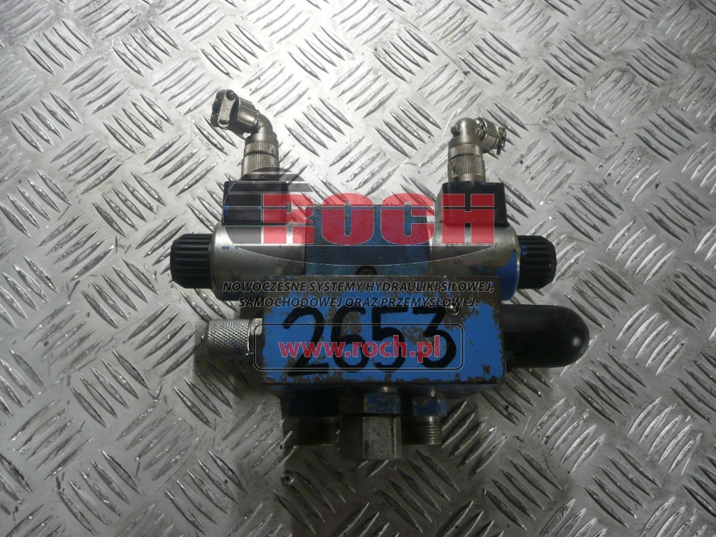 BOSCH 0813100148 - 1 SEKCYJNY + 0810091353 081WV06P1N1002CS024/00D0 + 1837001 257 - Hydraulic valve: picture 1 BOSCH 0813100148 - 1 SEKCYJNY + 0810091353 081WV06P1N1002CS024/00D0 + 1837001 257 - Hydraulic valve: picture 1