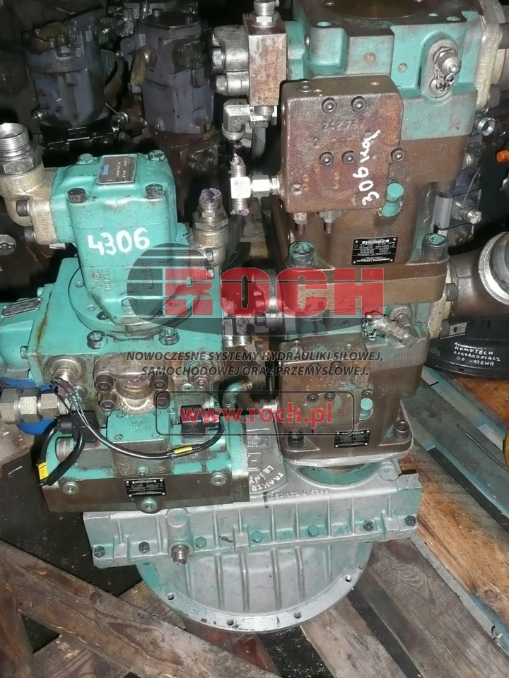 BREVINI + BRUENINGHAUS + VICKERS OLMPU BZ2-290/00 + A11VO95DRS/10L-NSD12K17 2046872 248.22.32.19 2046768 249.22.34.19 + A11VO95DRS/10L-NSD12N00 9608319 248.22.32.04 2046768 249.22.34.19 A4VG125EP2D1/32L-NZF02F021F 2024253 258.22.35.2 - Hydraulic pump: picture 1 BREVINI + BRUENINGHAUS + VICKERS OLMPU BZ2-290/00 + A11VO95DRS/10L-NSD12K17 2046872 248.22.32.19 2046768 249.22.34.19 + A11VO95DRS/10L-NSD12N00 9608319 248.22.32.04 2046768 249.22.34.19 A4VG125EP2D1/32L-NZF02F021F 2024253 258.22.35.2 - Hydraulic pump: picture 1