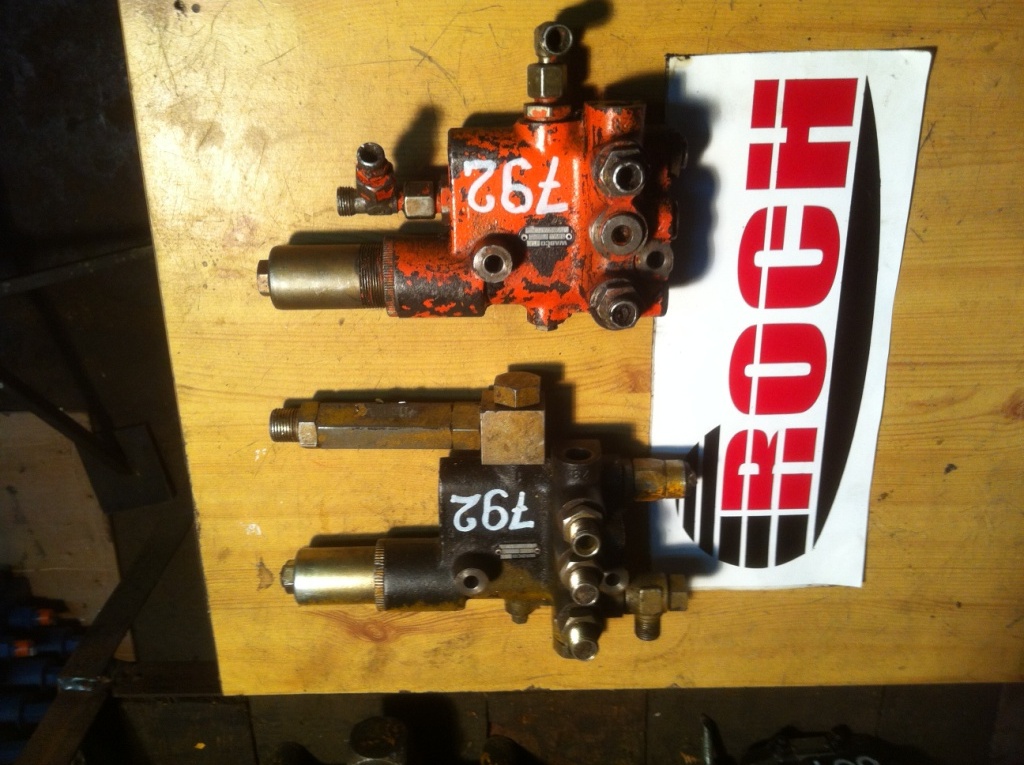 WABCO 0034773970140 4773970126 - Hydraulic valve for Construction machinery: picture 1 WABCO 0034773970140 4773970126 - Hydraulic valve for Construction machinery: picture 1