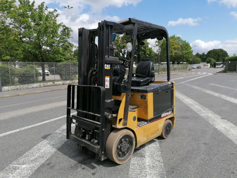 Caterpillar EC25N - Electric forklift: picture 1 Caterpillar EC25N - Electric forklift: picture 1