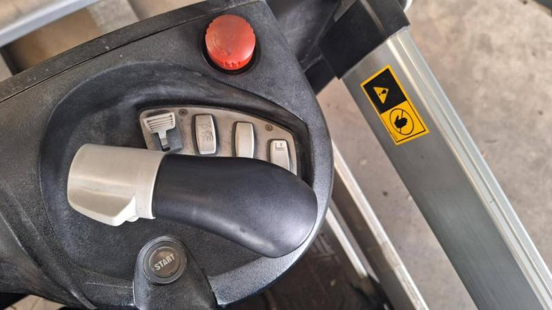 Order picker Caterpillar NOH10N: picture 8 Order picker Caterpillar NOH10N: picture 8