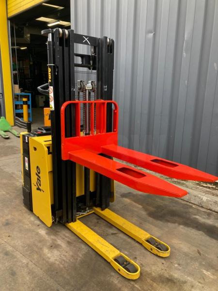 Yale MS12X - Stacker: picture 1 Yale MS12X - Stacker: picture 1