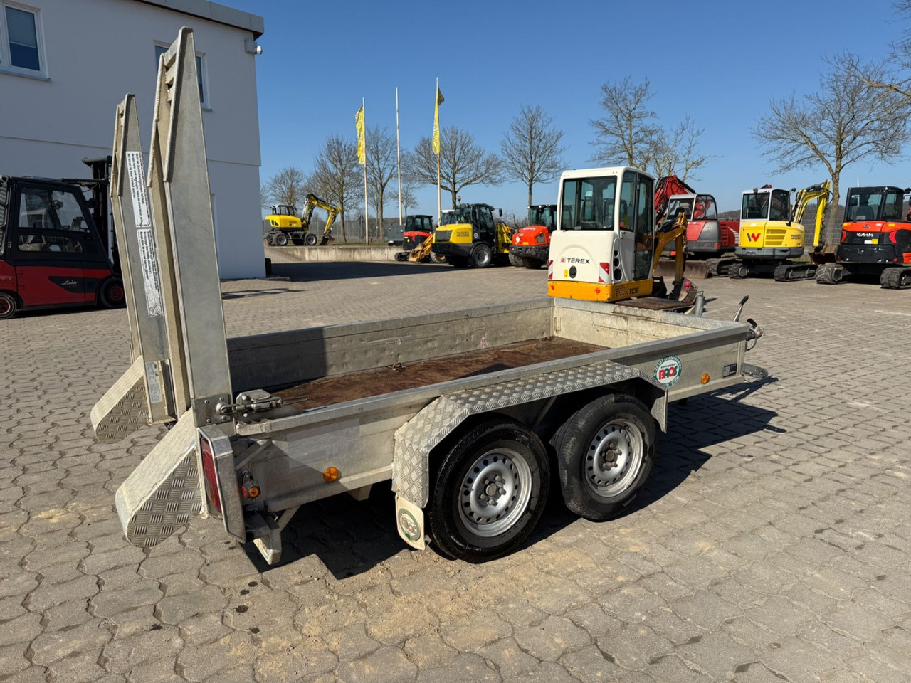 BAOS M303116, Baumaschinen Transportanhänger 3 t - Low loader trailer: picture 2 BAOS M303116, Baumaschinen Transportanhänger 3 t - Low loader trailer: picture 2