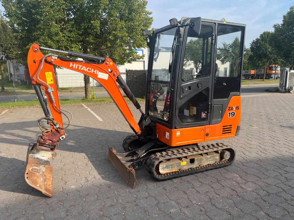 Hitachi ZX 19-5A CR, BJ 17, 1988 BH, Tilt MS01, TL, GL - Mini excavator: picture 1 Hitachi ZX 19-5A CR, BJ 17, 1988 BH, Tilt MS01, TL, GL - Mini excavator: picture 1