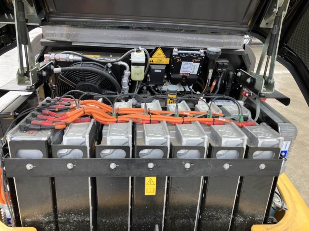 Skid steer loader Volvo JL20H Electric: picture 8