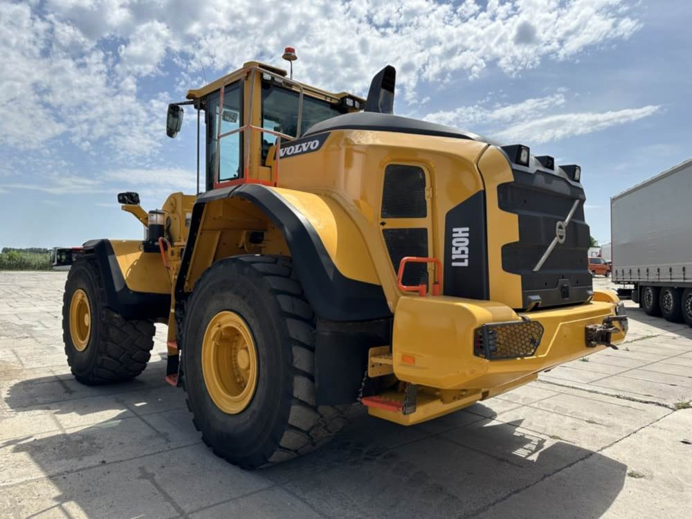 Volvo L150H - Wheel loader: picture 3 Volvo L150H - Wheel loader: picture 3