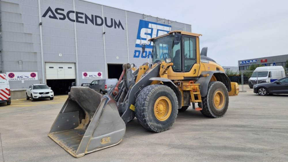 Volvo L70H - Wheel loader: picture 4 Volvo L70H - Wheel loader: picture 4