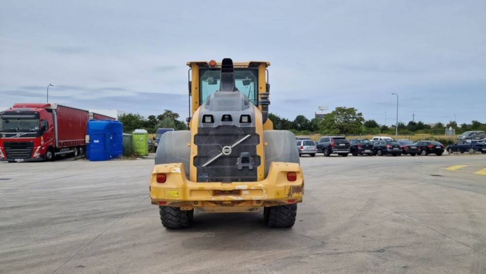 Volvo L70H - Wheel loader: picture 5 Volvo L70H - Wheel loader: picture 5
