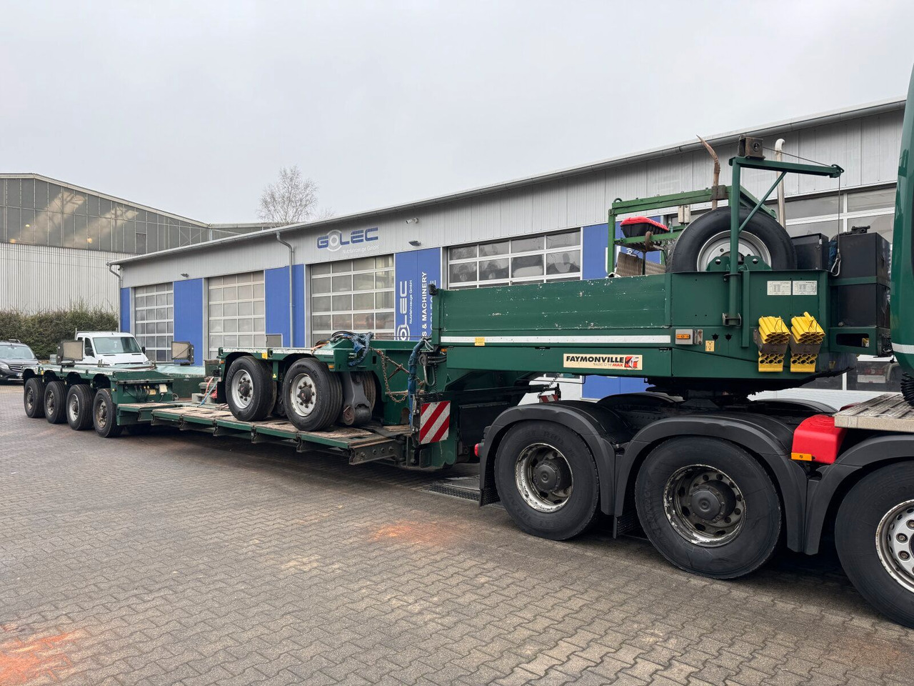 Faymonville STBZ-6VA Tieflader 4+2 Achse + Schwerlast *83 T - Low loader semi-trailer: picture 3 Faymonville STBZ-6VA Tieflader 4+2 Achse + Schwerlast *83 T - Low loader semi-trailer: picture 3