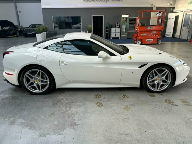 Convertible Ferrari F149 Cabrio: picture 9