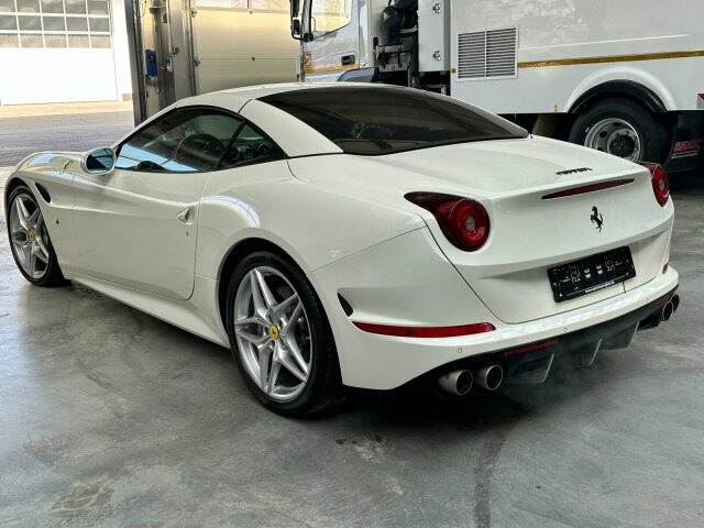 Convertible Ferrari F149 Cabrio: picture 15
