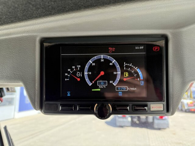 Road sweeper Johnston C202 Kleinkehrmaschine 2 M³ - 6.000 h: picture 7 Road sweeper Johnston C202 Kleinkehrmaschine 2 M³ - 6.000 h: picture 7