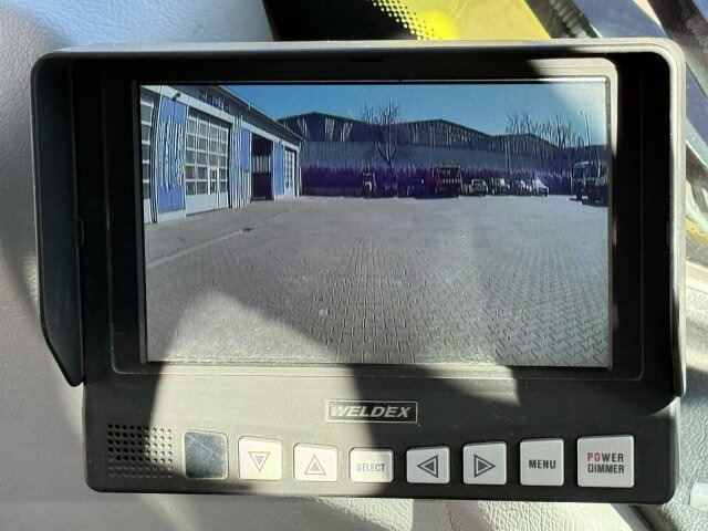 Road sweeper Johnston C202 Kleinkehrmaschine 2 M³ - 6.000 h: picture 6 Road sweeper Johnston C202 Kleinkehrmaschine 2 M³ - 6.000 h: picture 6