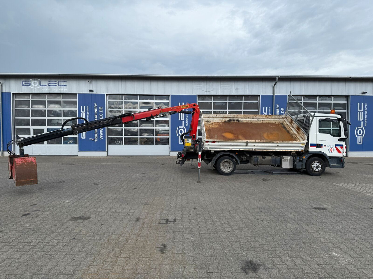 MAN TGL 8.220 4x2 Kipper Kran Palfinger 7.001-K A - Tipper van: picture 4 MAN TGL 8.220 4x2 Kipper Kran Palfinger 7.001-K A - Tipper van: picture 4