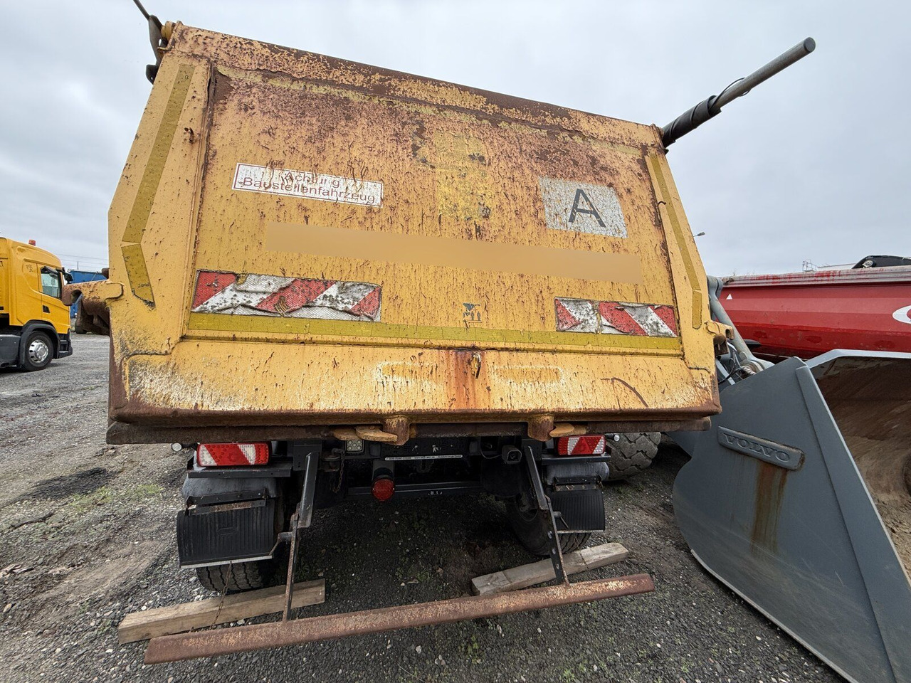 Meiller F.X. KISA3 Thermo Kippauflieger 3 Achse - Tipper semi-trailer: picture 4 Meiller F.X. KISA3 Thermo Kippauflieger 3 Achse - Tipper semi-trailer: picture 4