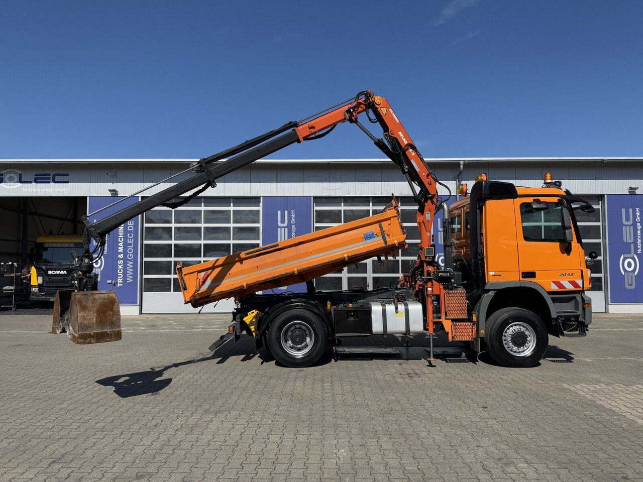 Mercedes-Benz ACTROS 2044 4x4 Kipper Kran ATLAS 65.2 A2L - Crane truck: picture 4 Mercedes-Benz ACTROS 2044 4x4 Kipper Kran ATLAS 65.2 A2L - Crane truck: picture 4