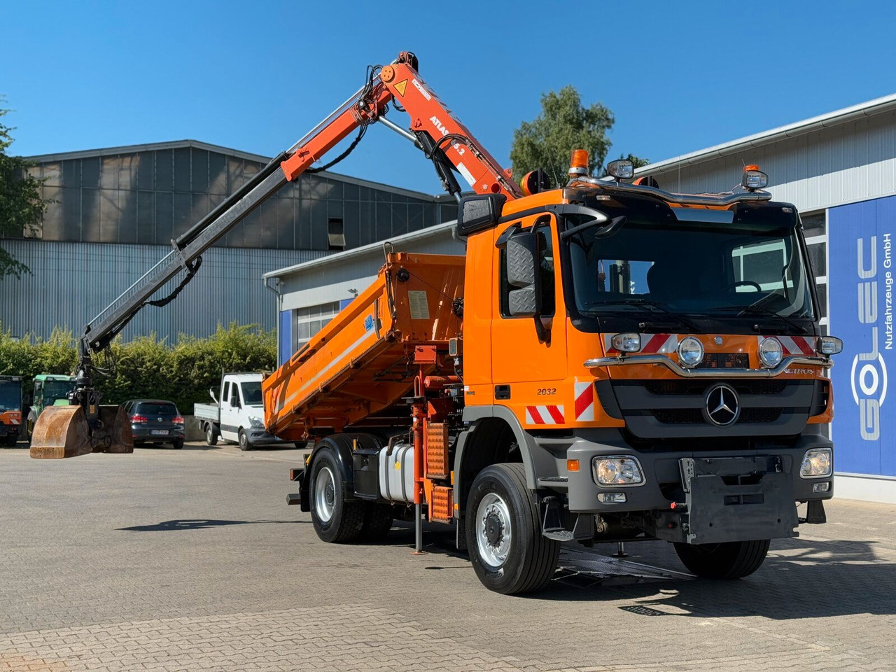 Mercedes-Benz ACTROS 2044 4x4 Kipper Kran ATLAS 65.2 A2L - Crane truck: picture 2 Mercedes-Benz ACTROS 2044 4x4 Kipper Kran ATLAS 65.2 A2L - Crane truck: picture 2