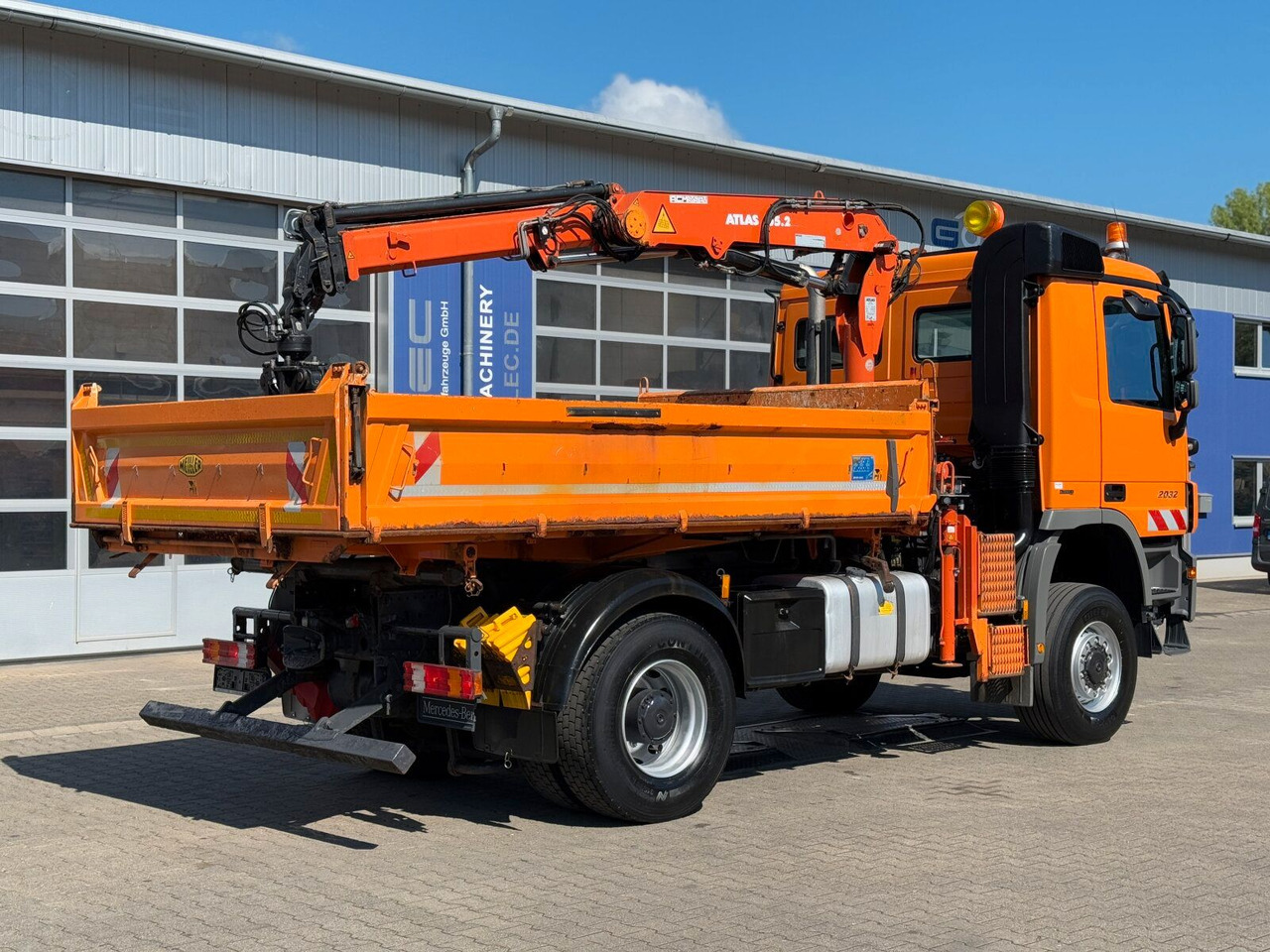 Mercedes-Benz ACTROS 2044 4x4 Kipper Kran ATLAS 65.2 A2L - Tipper, Crane truck: picture 5 Mercedes-Benz ACTROS 2044 4x4 Kipper Kran ATLAS 65.2 A2L - Tipper, Crane truck: picture 5
