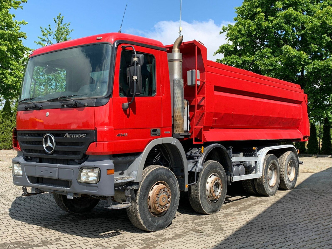 Mercedes-Benz ACTROS 4141 EURO4 8x8 Muldenkipper - Tipper: picture 2 Mercedes-Benz ACTROS 4141 EURO4 8x8 Muldenkipper - Tipper: picture 2