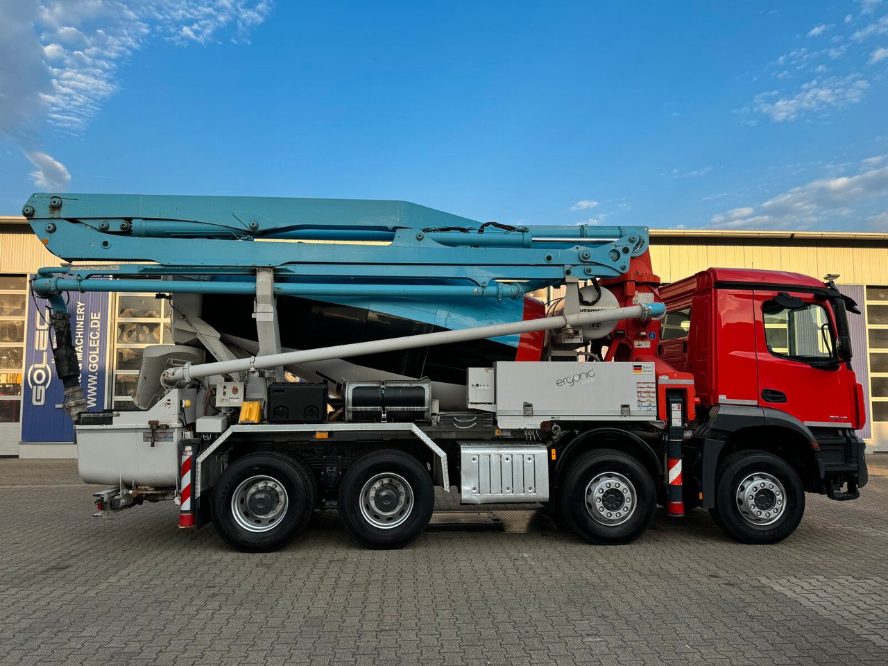 Mercedes-Benz AROCS 3243 8x4 Euro 6 Pumi Putzmeister TMM 24-3 - Concrete mixer truck: picture 4 Mercedes-Benz AROCS 3243 8x4 Euro 6 Pumi Putzmeister TMM 24-3 - Concrete mixer truck: picture 4
