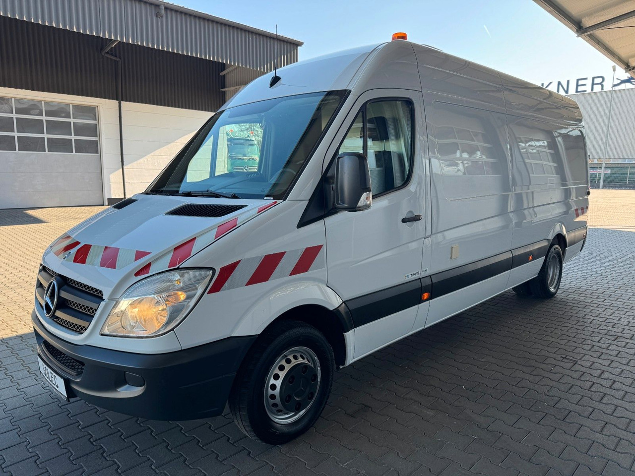 Mercedes-Benz Sprinter MB TV-Fzg mit Rausch Inspektion Einheit - Vacuum truck: picture 1 Mercedes-Benz Sprinter MB TV-Fzg mit Rausch Inspektion Einheit - Vacuum truck: picture 1