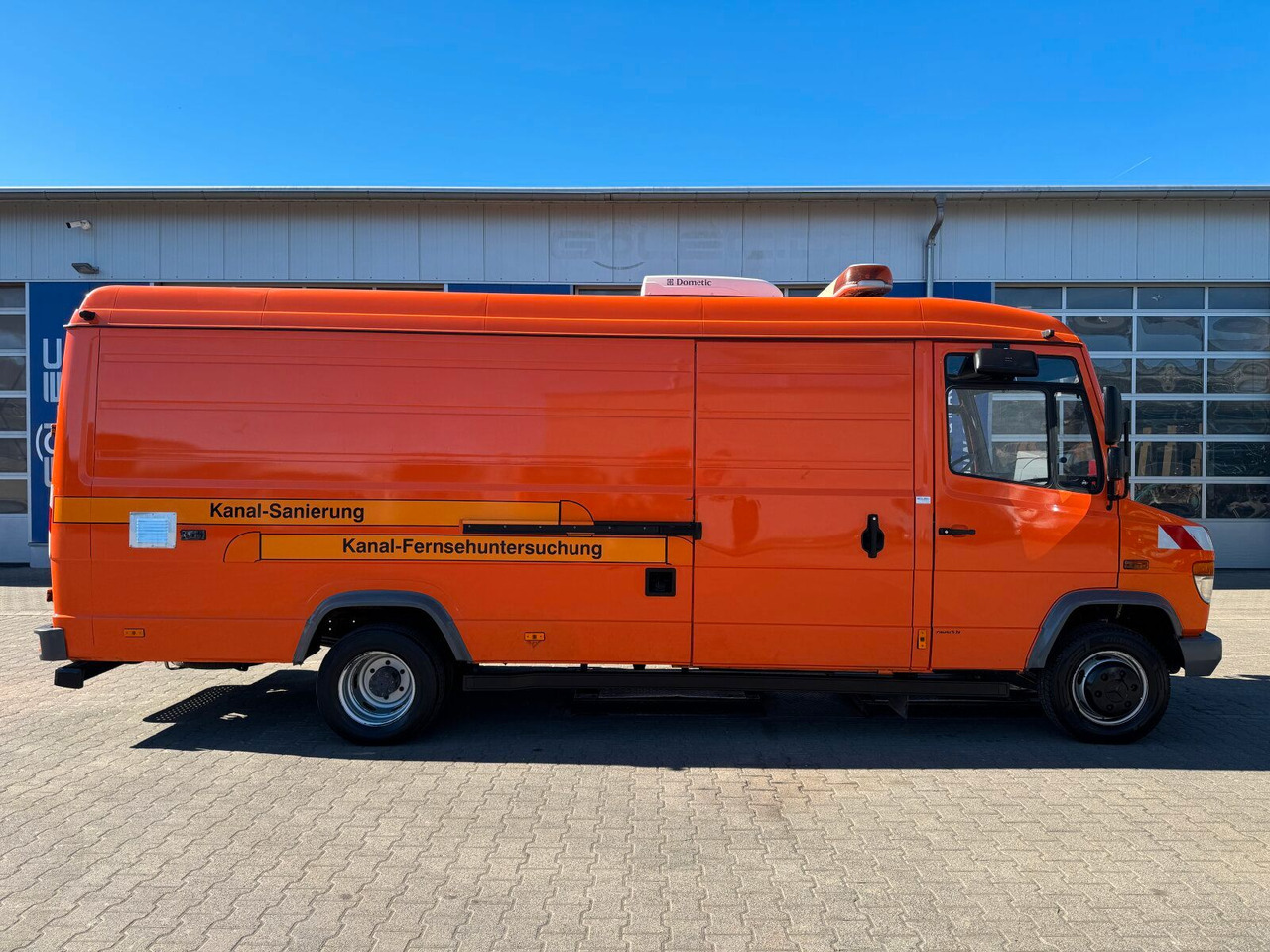 Mercedes-Benz Vario 614D TV Inspektionsanl RCA RAUSCH ELKA 600 - Vacuum truck: picture 3 Mercedes-Benz Vario 614D TV Inspektionsanl RCA RAUSCH ELKA 600 - Vacuum truck: picture 3