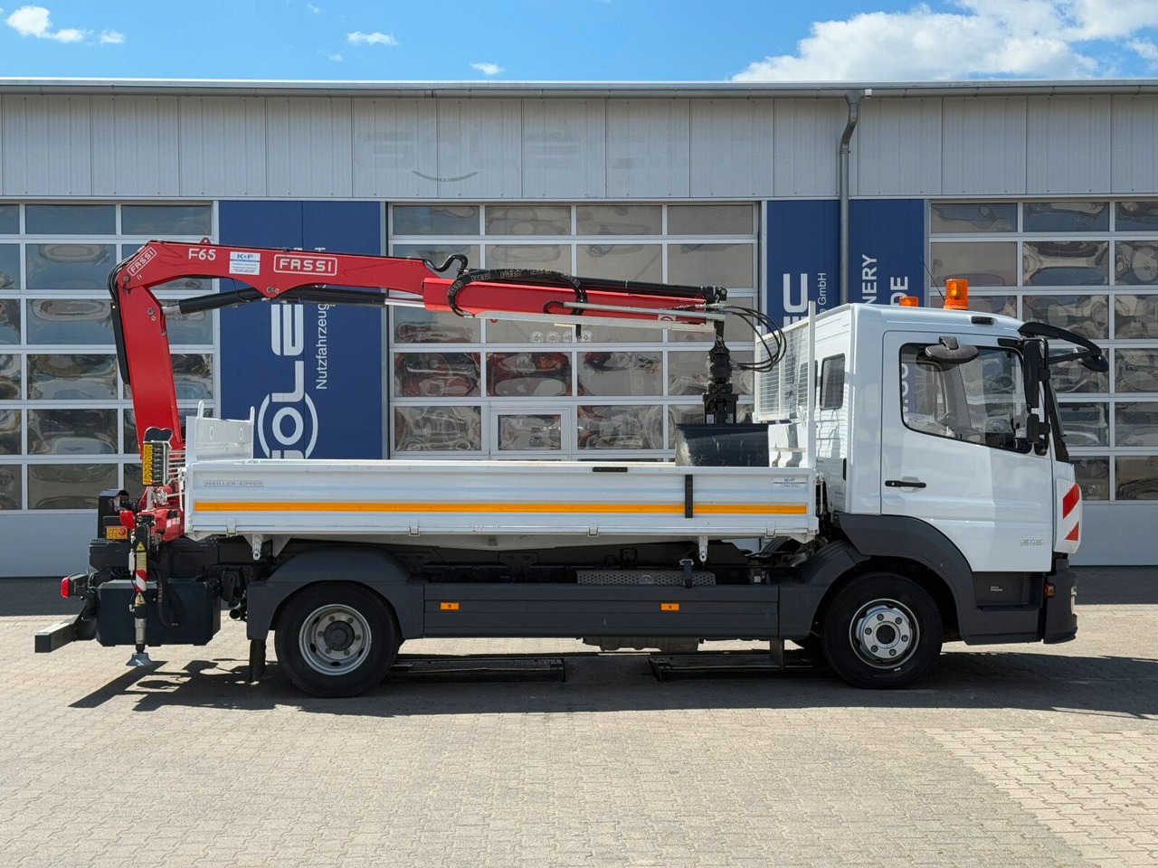 Mercedes-Benz ATEGO 818 4x2 Euro 6 Kipper Kran FASSI F65B.0.22 - Other machinery: picture 3 Mercedes-Benz ATEGO 818 4x2 Euro 6 Kipper Kran FASSI F65B.0.22 - Other machinery: picture 3
