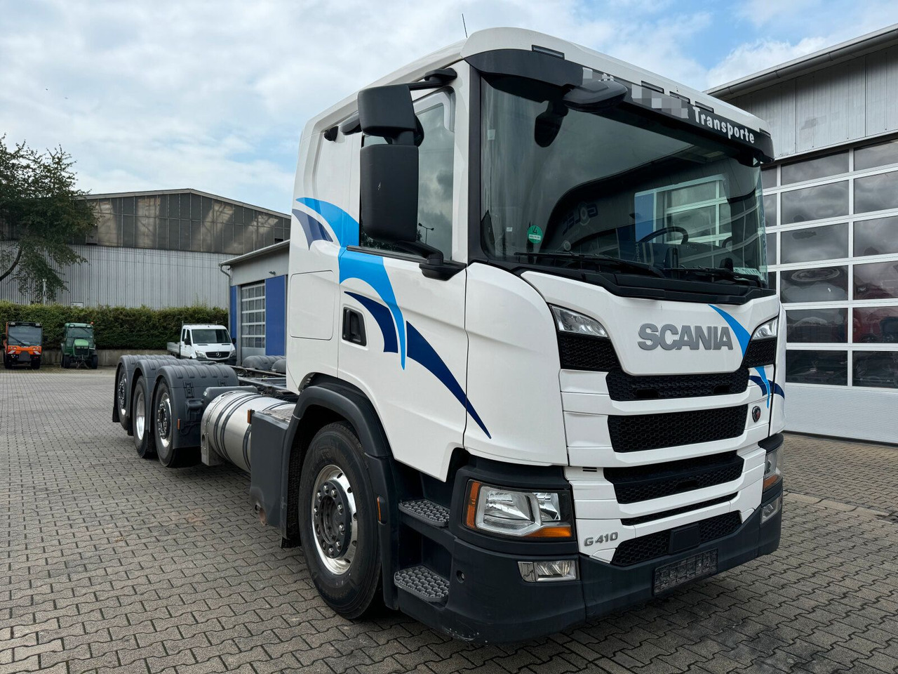 Scania G 410 B8x2*6 NB LNG Fahrgestell Nebenantrieb - Cab chassis truck, Crane truck: picture 1 Scania G 410 B8x2*6 NB LNG Fahrgestell Nebenantrieb - Cab chassis truck, Crane truck: picture 1