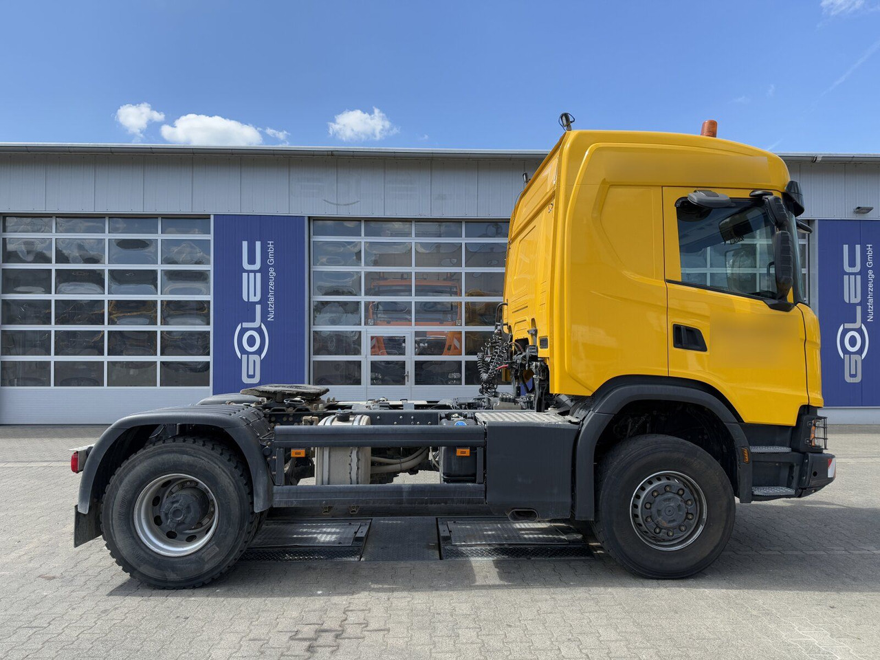 Scania G450 XT 4x4 Euro 6 SZM Kipphydraulik Blatt/ Luft - Tractor unit: picture 2 Scania G450 XT 4x4 Euro 6 SZM Kipphydraulik Blatt/ Luft - Tractor unit: picture 2