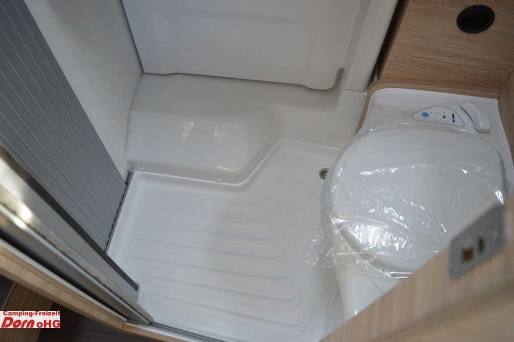 Leasing of  Knaus Van TI Plus 650 MEG Platinum Selection Mit Zusat Knaus Van TI Plus 650 MEG Platinum Selection Mit Zusat: picture 14