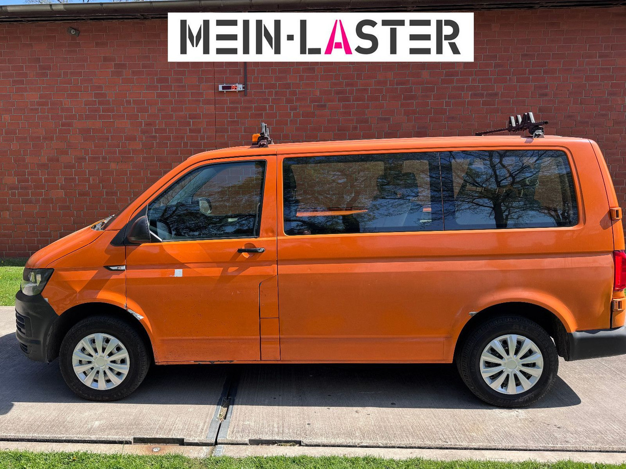 Volkswagen 2.0 tdi Bus 9 Sitzer Flügeltür - Passenger van: picture 4 Volkswagen 2.0 tdi Bus 9 Sitzer Flügeltür - Passenger van: picture 4