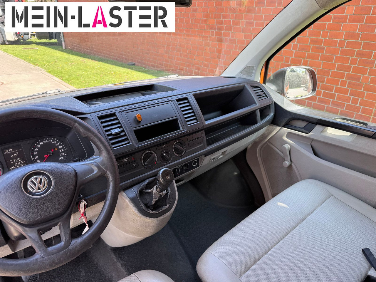 Passenger van Volkswagen 2.0 tdi Bus   9 Sitzer Flügeltür: picture 8