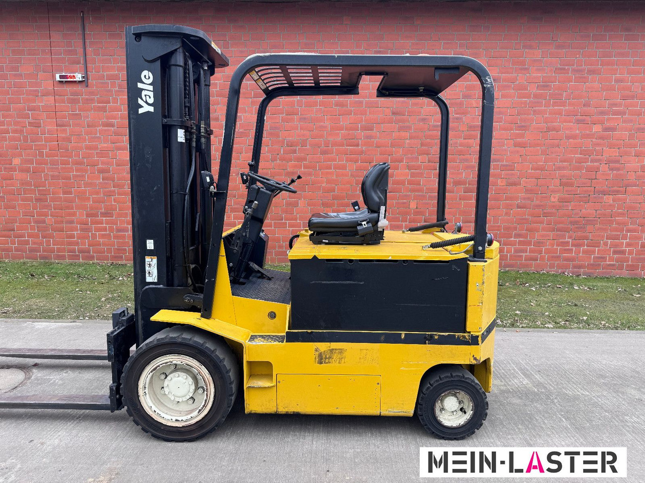 Electric forklift Yale ERP 40 AKE 4.000 kg - 3,6 m Zusatzhydraulik 1.Hd: picture 14 Electric forklift Yale ERP 40 AKE 4.000 kg - 3,6 m Zusatzhydraulik 1.Hd: picture 14