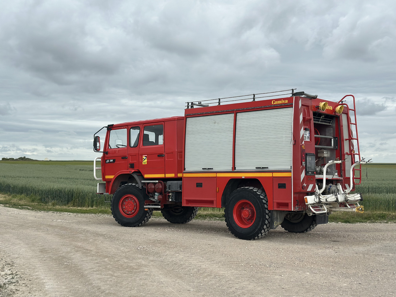 RENAULT M210 - Tank truck: picture 4 RENAULT M210 - Tank truck: picture 4