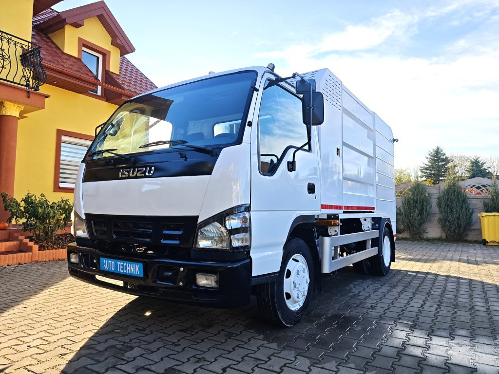 Isuzu Small CONTAINER WASHER Containerreiniger - FARID - Garbage truck: picture 1 Isuzu Small CONTAINER WASHER Containerreiniger - FARID - Garbage truck: picture 1