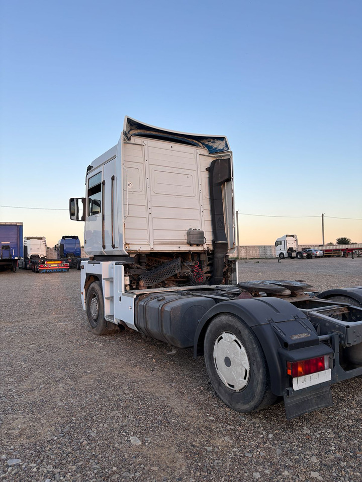 RENAULT Magnum 480 - Tractor unit: picture 5 RENAULT Magnum 480 - Tractor unit: picture 5
