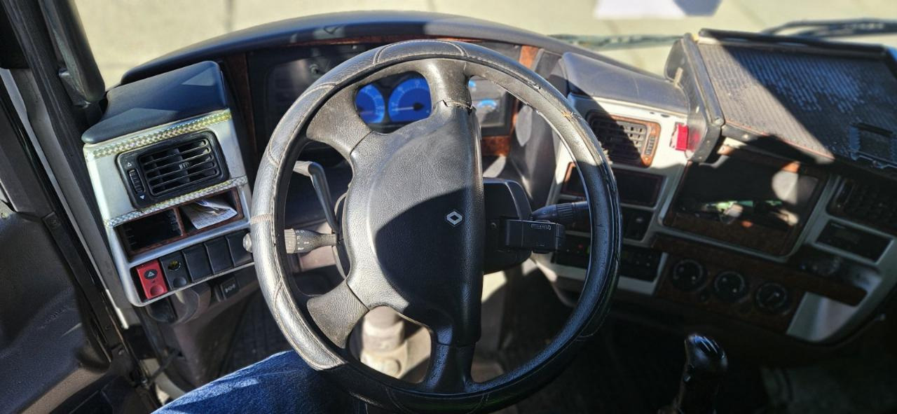 Tractor unit RENAULT Magnum 480 ID1672S: picture 11