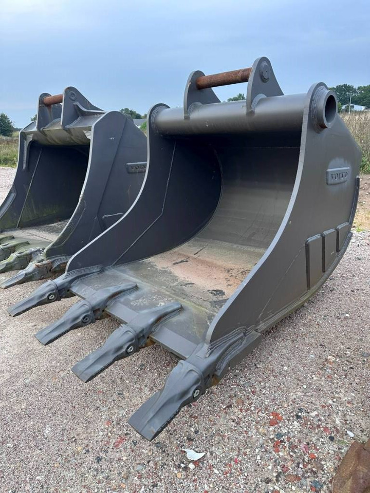 New Excavator bucket Volvo S 70 / S7 Tieflöffel bucket 1.500mm cbm 1.5 m³: picture 11 New Excavator bucket Volvo S 70 / S7 Tieflöffel bucket 1.500mm cbm 1.5 m³: picture 11