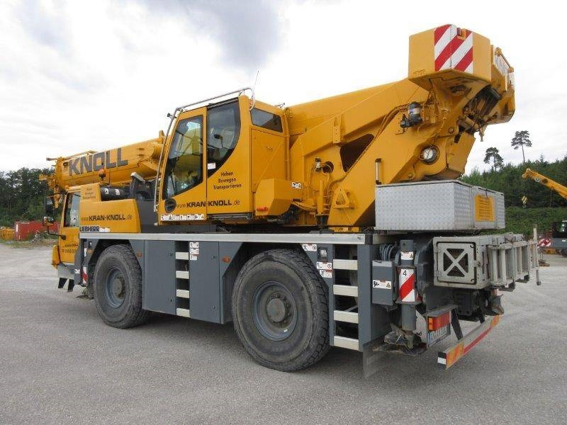 Liebherr LTM 1040-2.1 - All terrain crane: picture 2 Liebherr LTM 1040-2.1 - All terrain crane: picture 2