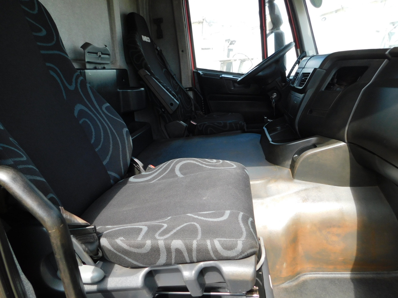Iveco Trakker 450 - Tipper: picture 5 Iveco Trakker 450 - Tipper: picture 5