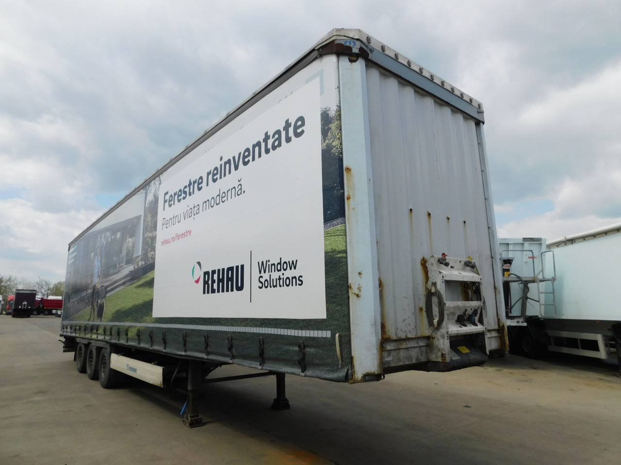 Krone Sd - Curtainsider semi-trailer: picture 2 Krone Sd - Curtainsider semi-trailer: picture 2