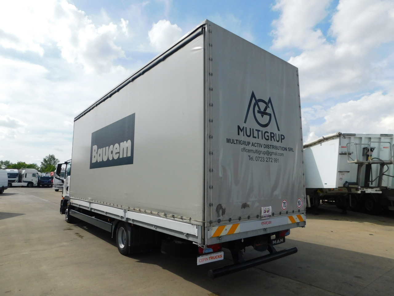 Man Tgl - Curtainsider truck: picture 4 Man Tgl - Curtainsider truck: picture 4